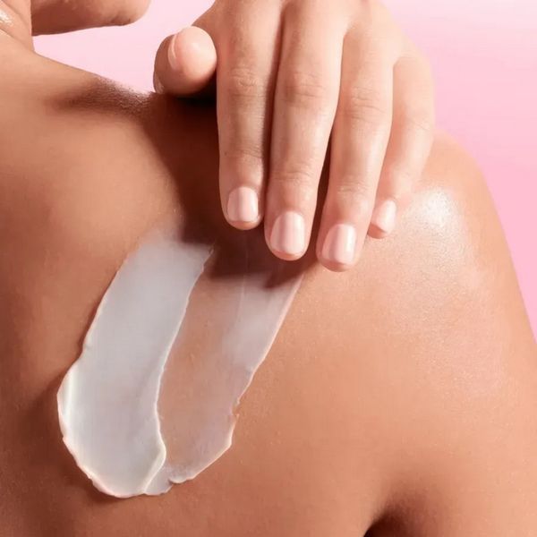 Баттер для тіла Tree Hut Santal Haze Whipped Body Butter 240 г 075371015328 фото