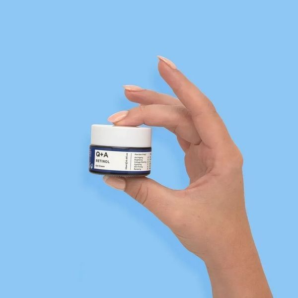 Крем для зони навколо очей Q+A Retinol Eye Cream з ретинолом 15 мл 5060486268467 фото