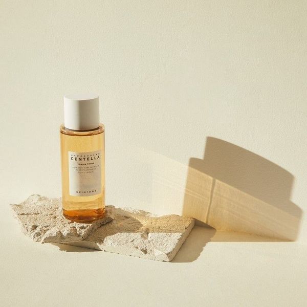 Увлажняющий тонер для лица с экстрактом центеллы SKIN1004 Madagascar Centella Toning Toner 210 мл 8809913830825 фото
