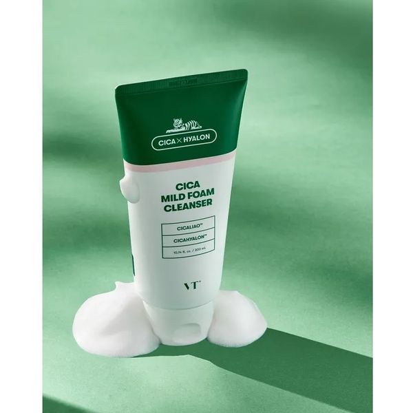 Пенка для проблемной кожи лица VT Cosmetics Cica Mild Foam Cleanser 300 мл 8809695670114 фото