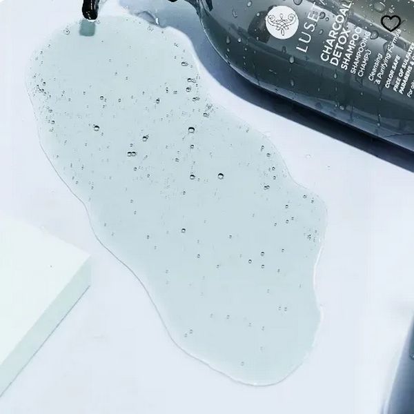 Шампунь для жирных волос Luseta Beauty Charcoal Detox Shampoo, 500 мл 810041440150 фото