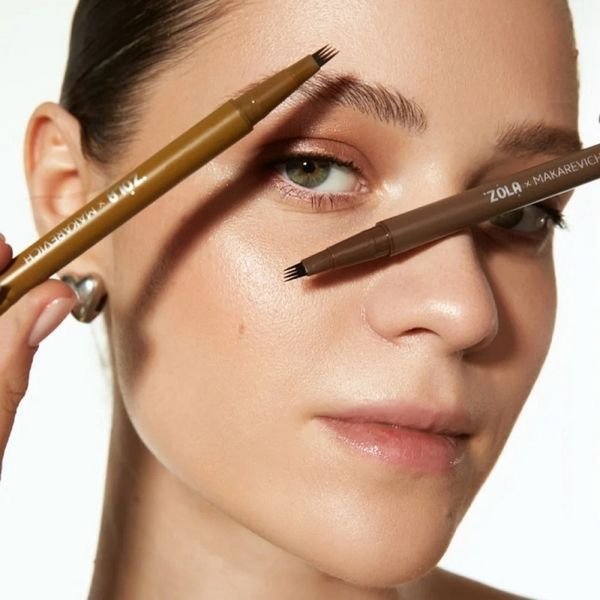 Лайнер для бровей ZOLA х Makarevich Eyebrow Liner Light Brown с квадро-кистью светло-коричневый 4820227161614 фото