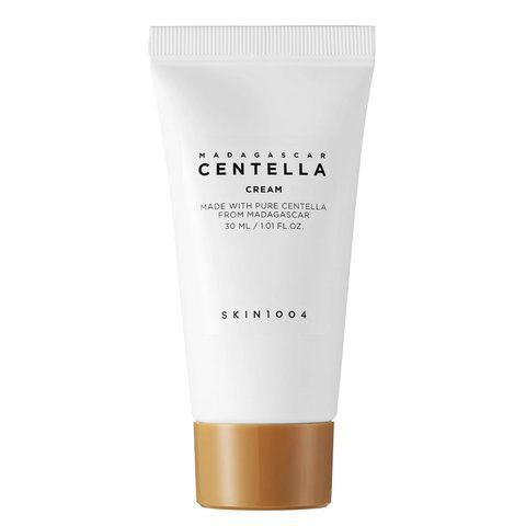 Зволожувальний крем для обличчя з екстрактом центели SKIN1004 Madagascar Centella Cream 30 мл 8809913831181 фото