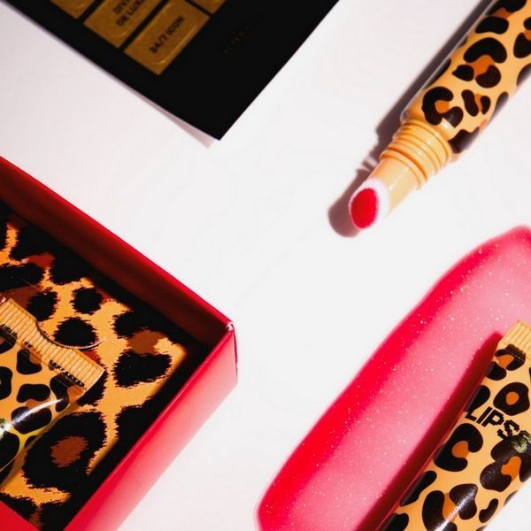 Блиск для губ Lipss Alter Ego Lip Gloss червоний з блискітками аромат вишня у шоколаді 12 г 4820276880979 фото