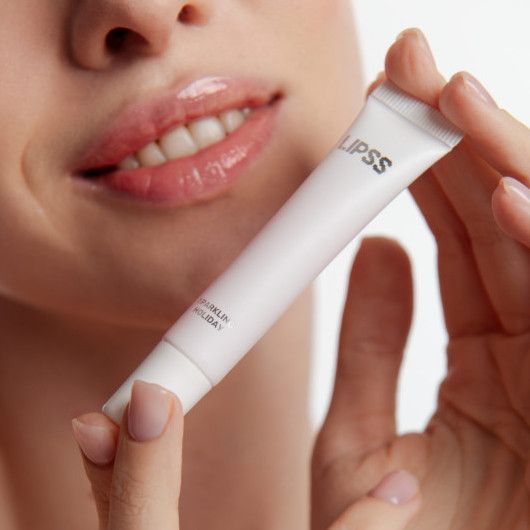 Блиск для губ Lipss Lipper Sparkling Holiday Lip Gloss нюдово рожевий 8 г 4820276880504 фото