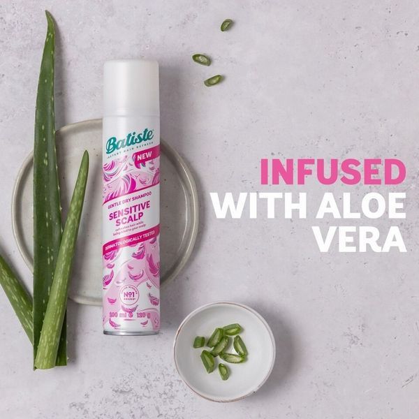 Сухой шампунь для чувствительной кожи головы Batiste Sensitive Scalp Gentle Dry Shampoo, 200 мл 5010724000762 фото