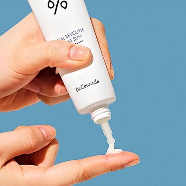 Набір зволожуючих сонцезахисних кремів 2 в 1 Dr.Ceuracle Hyal Reyouth Moist Sun Duo Set SPF 50+/PA++++ 8806133615737 фото