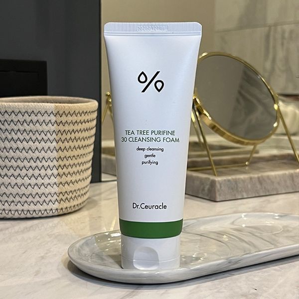 Гель-пенка для умывания с экстрактом чайного дерева Dr.Ceuracle Tea Tree Purifine 30 Cleansing Foam, 150 мл 8806133613740 фото